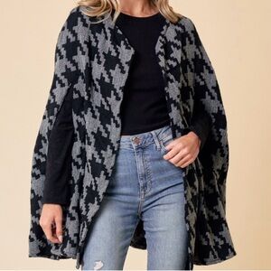 Pinklicious Black and Gray Houndstooth Poncho